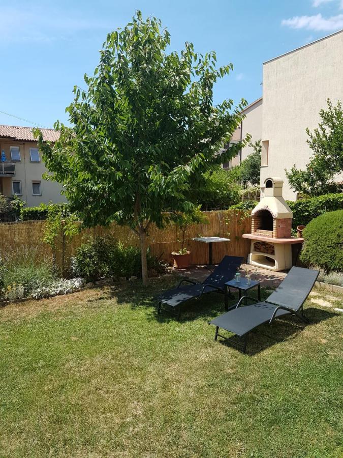 Apartments Ana And Vesna プーラ エクステリア 写真